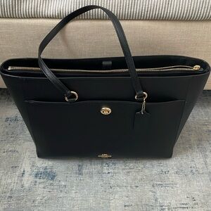 Coach Folio Tote Black/Gold
